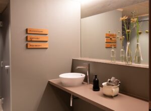 Etagendusche / WC